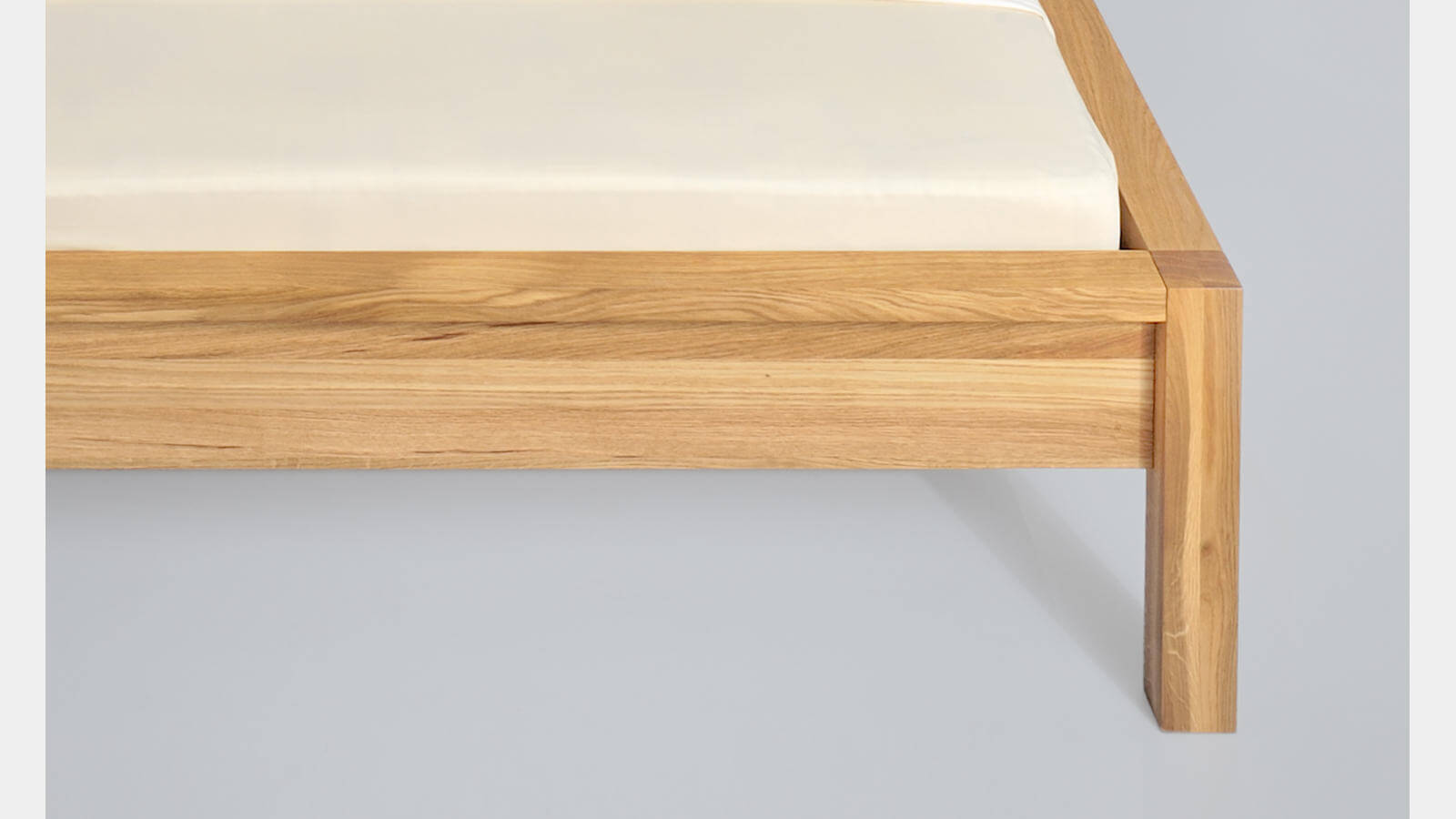 Massivholzbett Cara Eiche Buche Kirsche Nussbaum